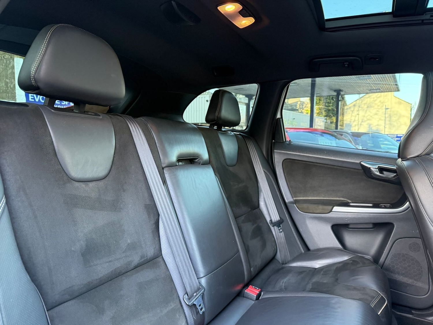 Used Volvo XC60 2014 for sale - 77927541: Photo 19