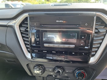 Used Isuzu D-Max 2023 for sale - 79370003: Photo