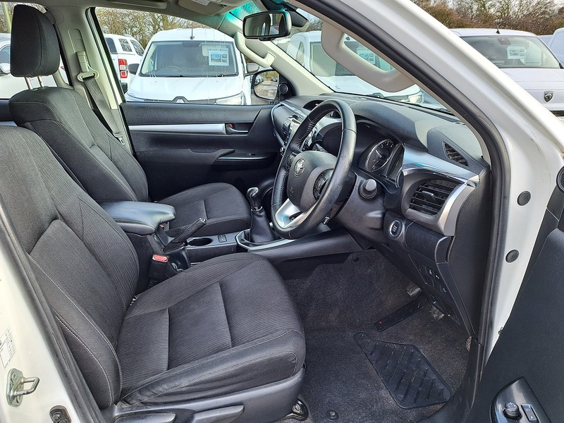 Used Toyota Hilux 2022 for sale - 77227862: Photo 13