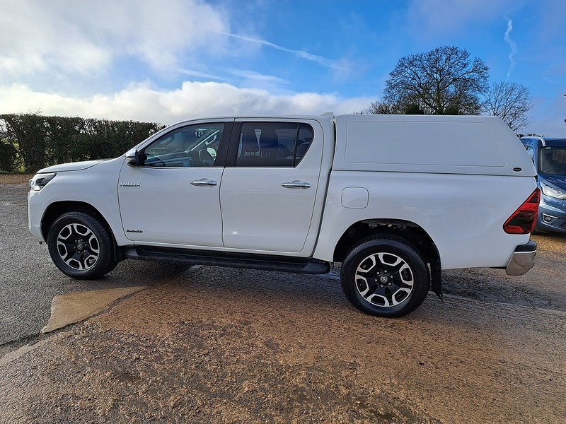 Used Toyota Hilux 2022 for sale - 77227862: Photo 30