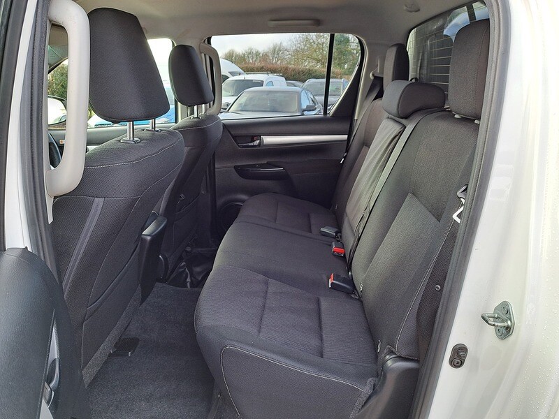 Used Toyota Hilux 2022 for sale - 77227862: Photo 31