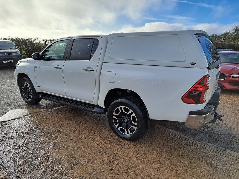Used Toyota Hilux 2022 for sale - 77227862: Photo 32