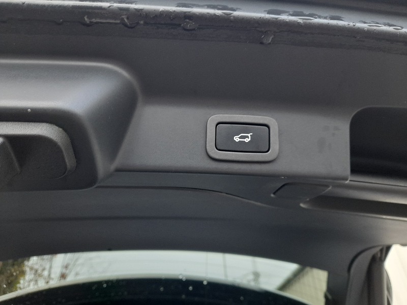 Used Jaguar F-Pace 2020 for sale - 77365328: Photo 12