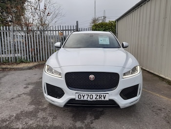 Used Jaguar F-Pace 2020 for sale - 77365328: Photo