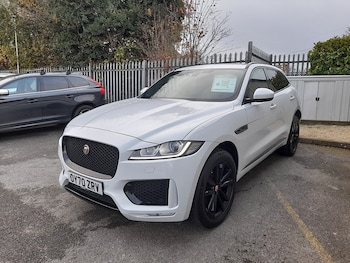 Used Jaguar F-Pace 2020 for sale - 77365328: Photo