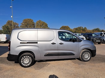 Used Toyota ProAce 2023 for sale - 79494583: Photo