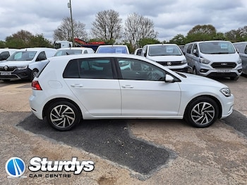 Used Volkswagen Golf 2019 for sale - 78711916: Photo