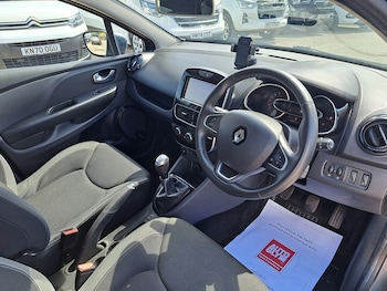 Used Renault Clio 2018 for sale - 79514492: Photo