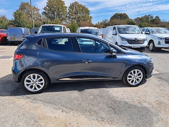 Used Renault Clio 2018 for sale - 79514492: Photo