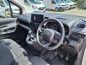 Used Citroen Berlingo 2020 for sale - 79341924: Photo