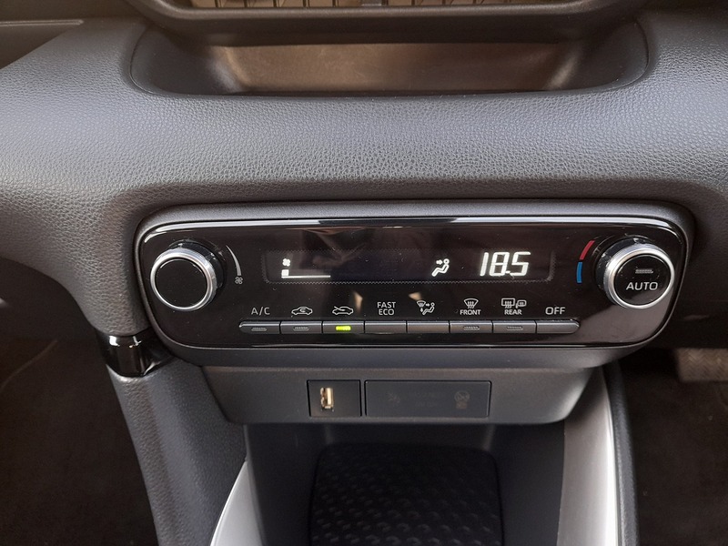 Used Toyota Yaris 2022 for sale - 77502655: Photo 27