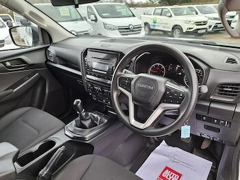 Used Isuzu D-Max 2023 for sale - 78367649: Photo