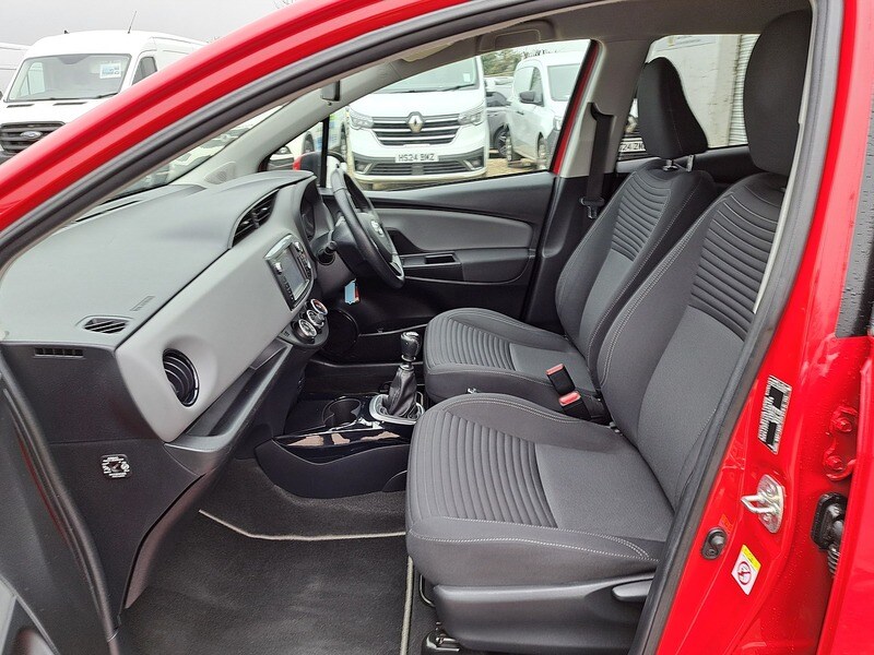 Used Toyota Yaris 2016 for sale - 77803218: Photo 25