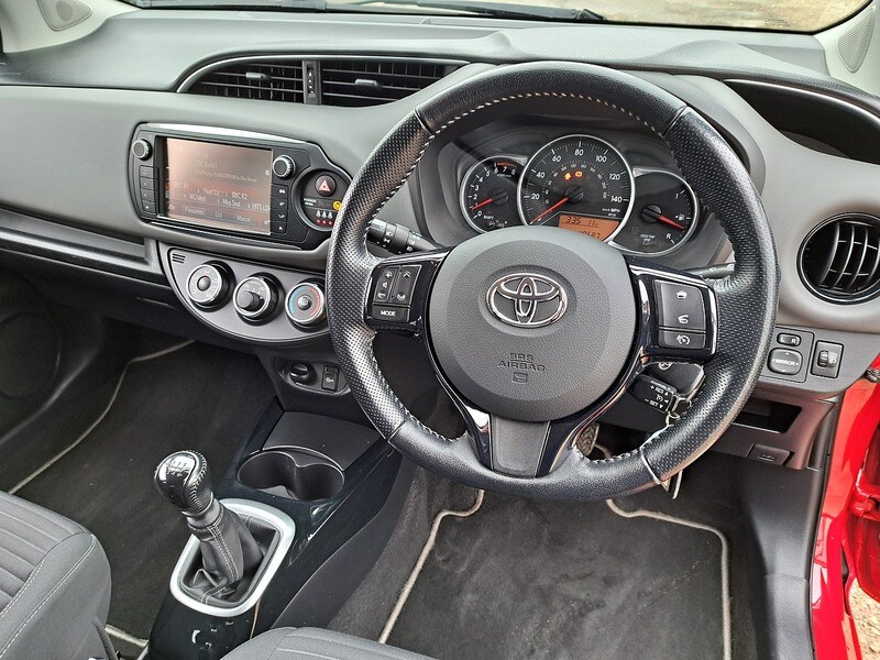 Used Toyota Yaris 2016 for sale - 77803218: Photo 36