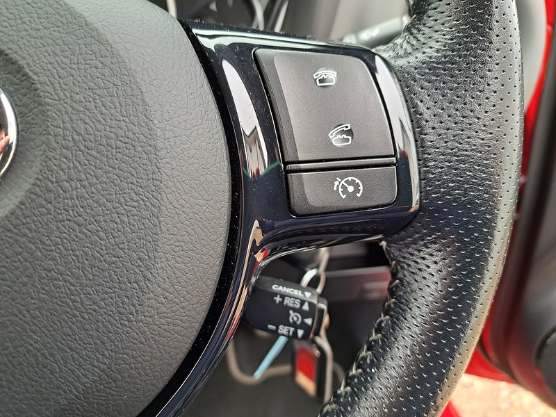 Used Toyota Yaris 2016 for sale - 77803218: Photo 38