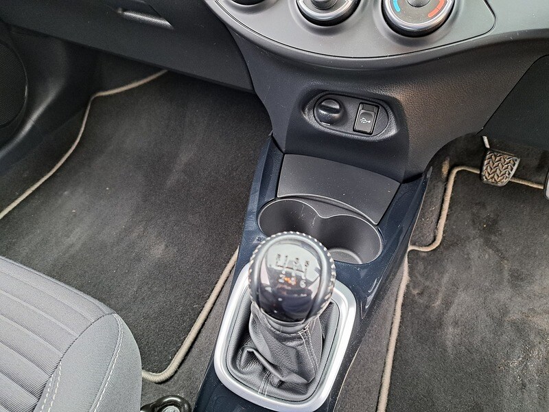 Used Toyota Yaris 2016 for sale - 77803218: Photo 40