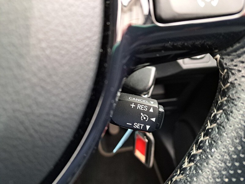 Used Toyota Yaris 2016 for sale - 77803218: Photo 41