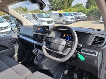 Used Vauxhall Vivaro 2024 for sale - 79301329: Photo