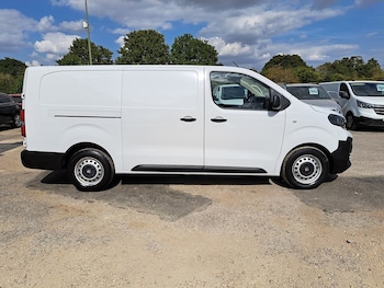 Used Vauxhall Vivaro 2024 for sale - 79301329: Photo