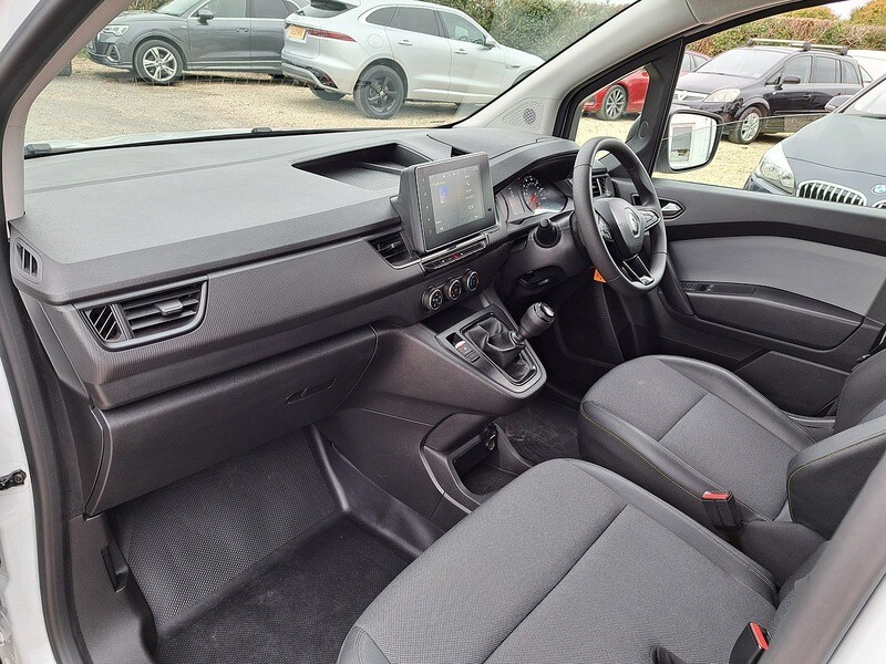 Used Renault Kangoo 2024 for sale - 77231268: Photo 17