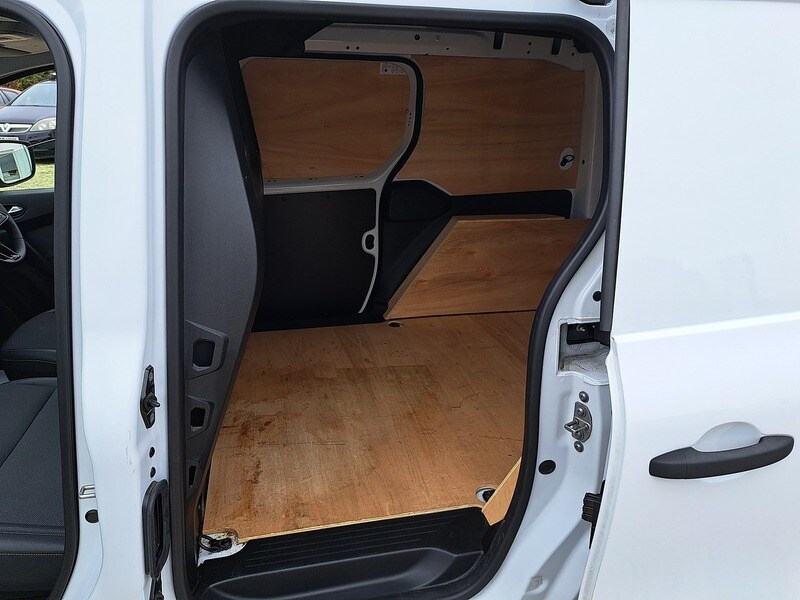 Used Renault Kangoo 2024 for sale - 77231268: Photo 23