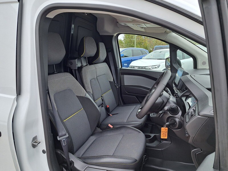 Used Renault Kangoo 2024 for sale - 77231268: Photo 8
