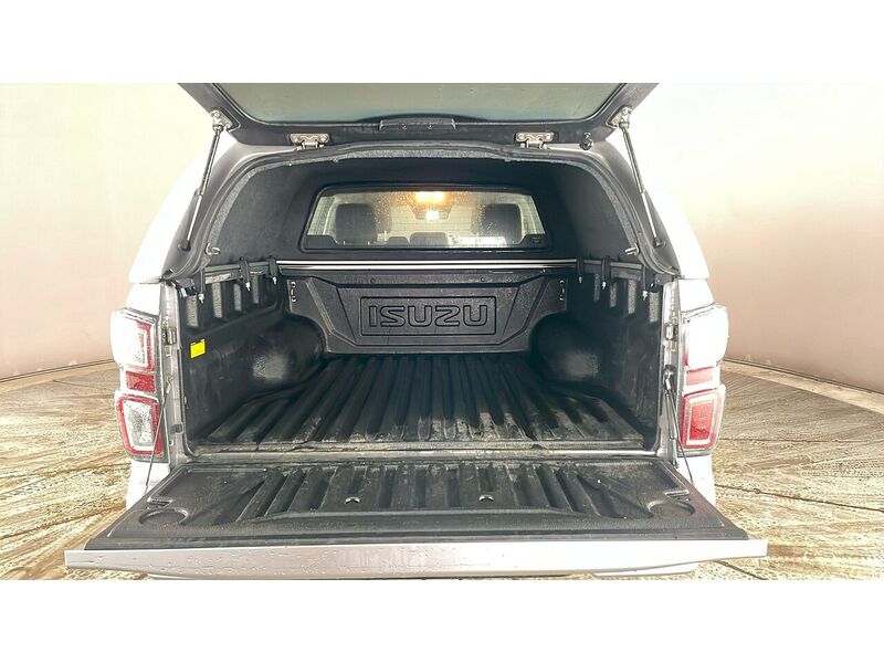 Used Isuzu D-Max 2023 for sale - 77689246: Photo 9