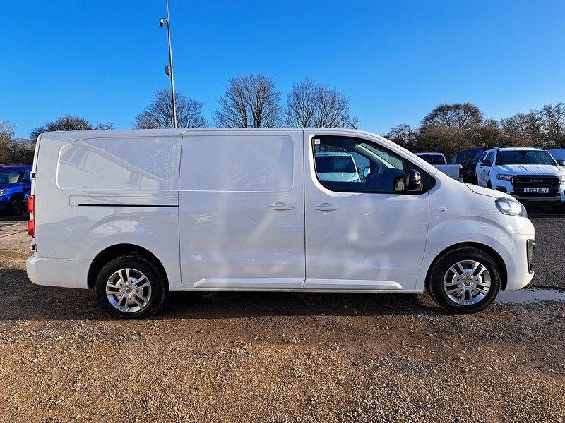 Used Vauxhall Vivaro 2022 for sale - 77231307: Photo 8