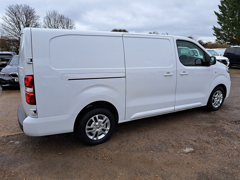 Used Vauxhall Vivaro 2022 for sale - 77231289: Photo 10