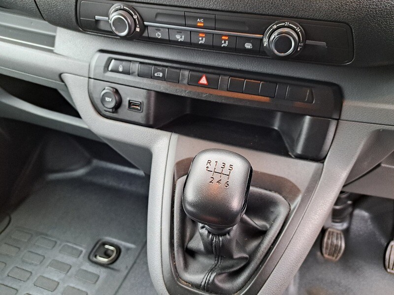 Used Vauxhall Vivaro 2022 for sale - 77231289: Photo 13