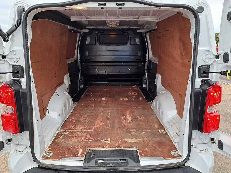 Used Vauxhall Vivaro 2022 for sale - 77231289: Photo 19