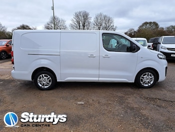 Vauxhall Vivaro feature image
