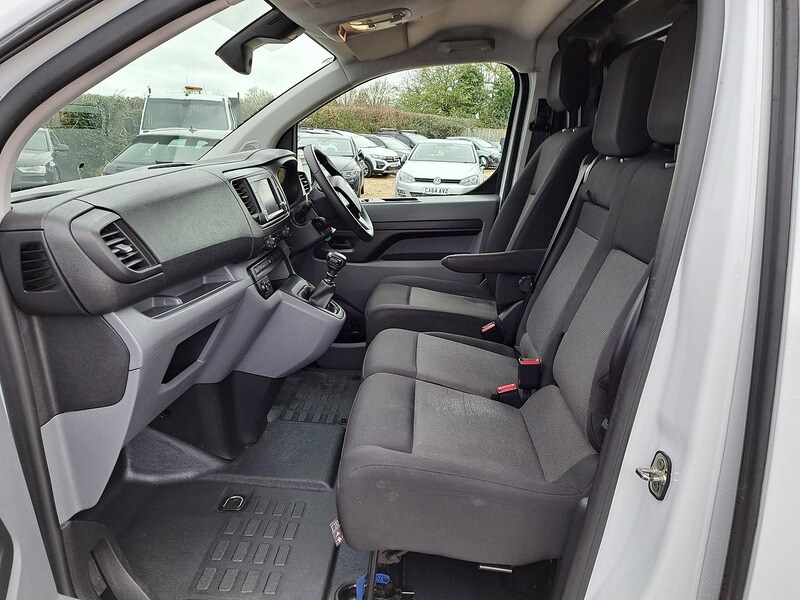 Used Vauxhall Vivaro 2022 for sale - 77231289: Photo 25