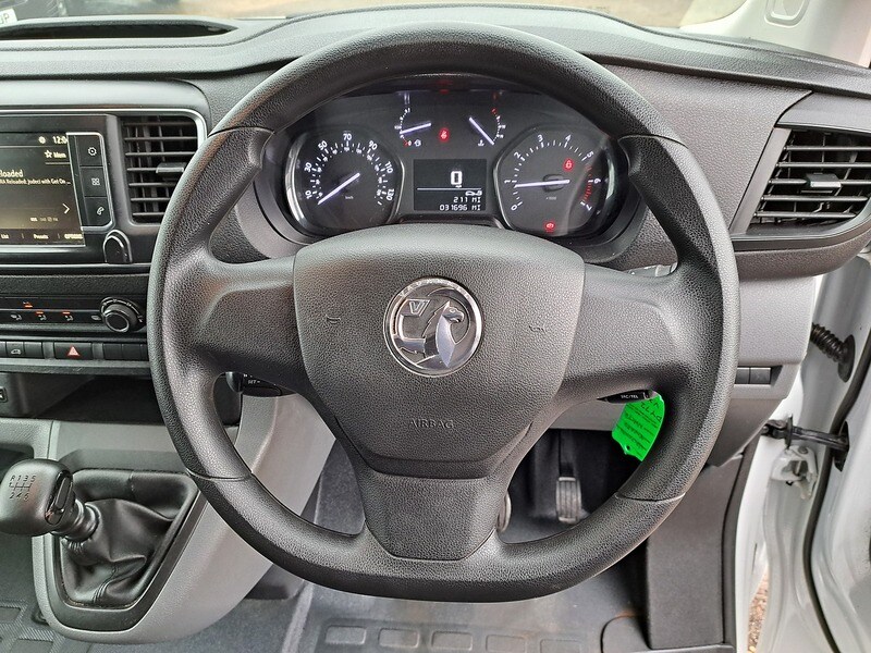 Used Vauxhall Vivaro 2022 for sale - 77231289: Photo 32