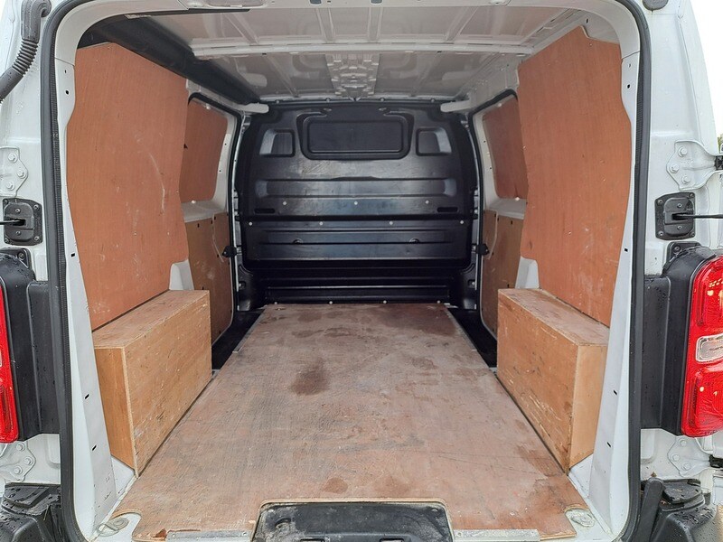 Used Vauxhall Vivaro 2024 for sale - 77303191: Photo 17