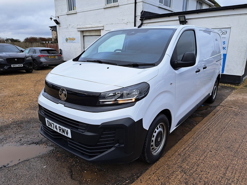Used Vauxhall Vivaro 2024 for sale - 77303191: Photo 18