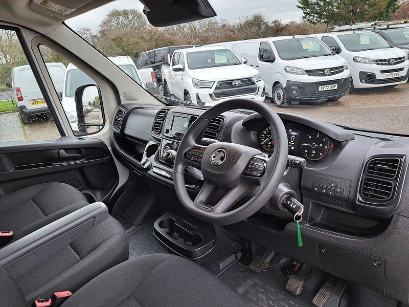 Used Vauxhall Movano 2024 for sale - 77873272: Photo 3