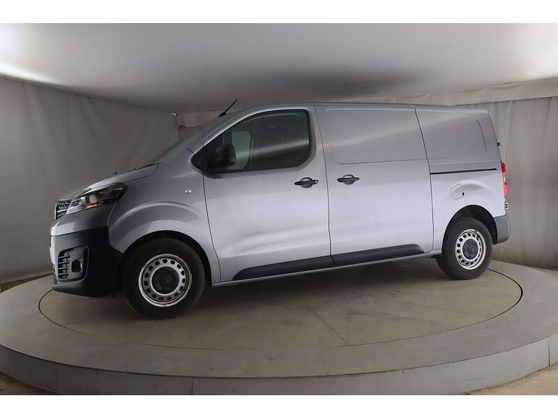 Used Vauxhall Vivaro 2022 for sale - 77681351: Photo 9