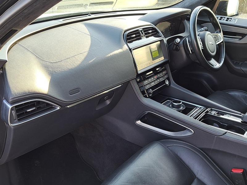 Used Jaguar F-Pace 2020 for sale - 77609536: Photo 13