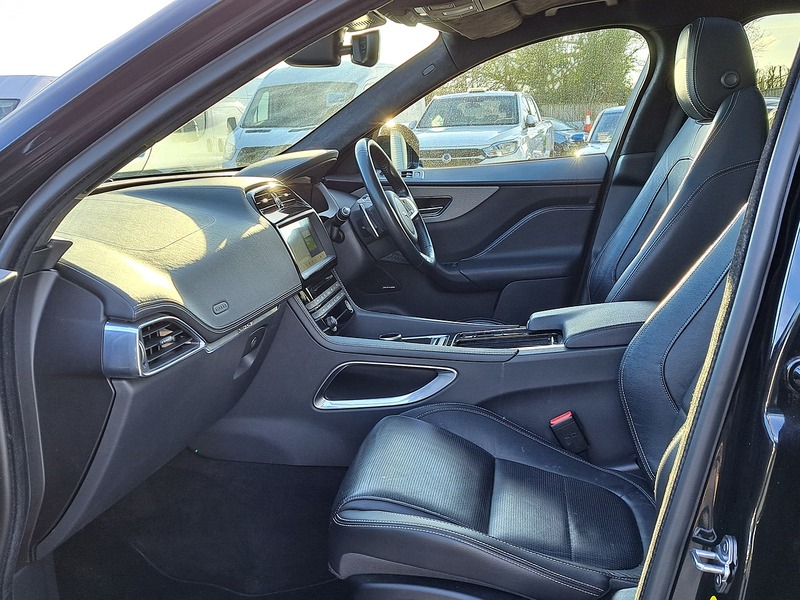 Used Jaguar F-Pace 2020 for sale - 77609536: Photo 15