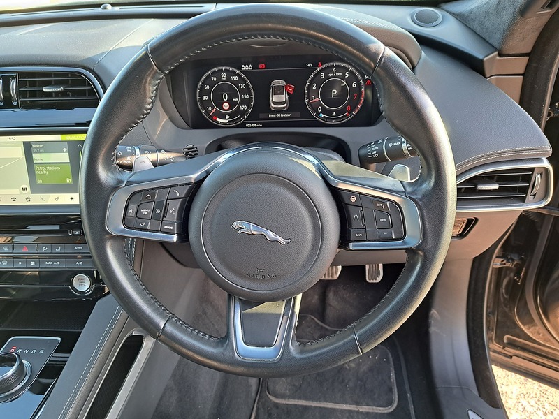 Used Jaguar F-Pace 2020 for sale - 77609536: Photo 20