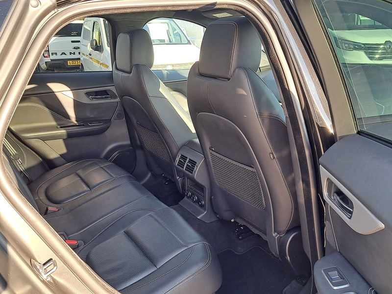 Used Jaguar F-Pace 2020 for sale - 77609536: Photo 9