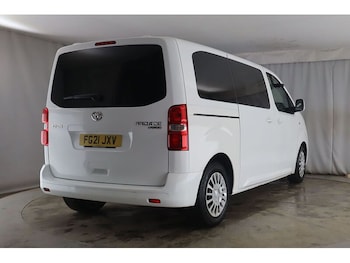 Used Toyota PROACE CITY Verso 2021 for sale - 77475636: Photo