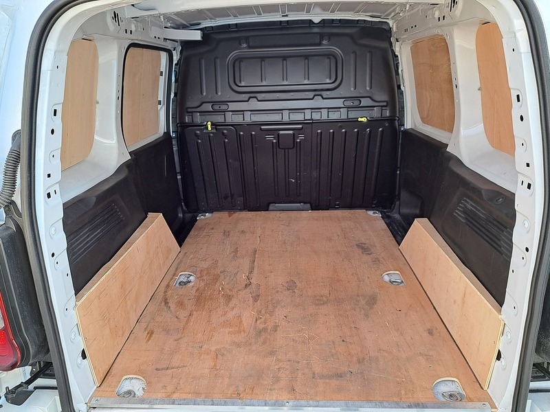 Used Peugeot Partner 2024 for sale - 77937455: Photo 17