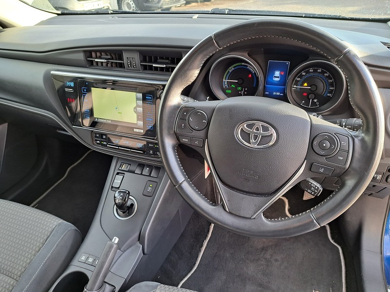 Used Toyota Auris 2018 for sale - 77873273: Photo 34