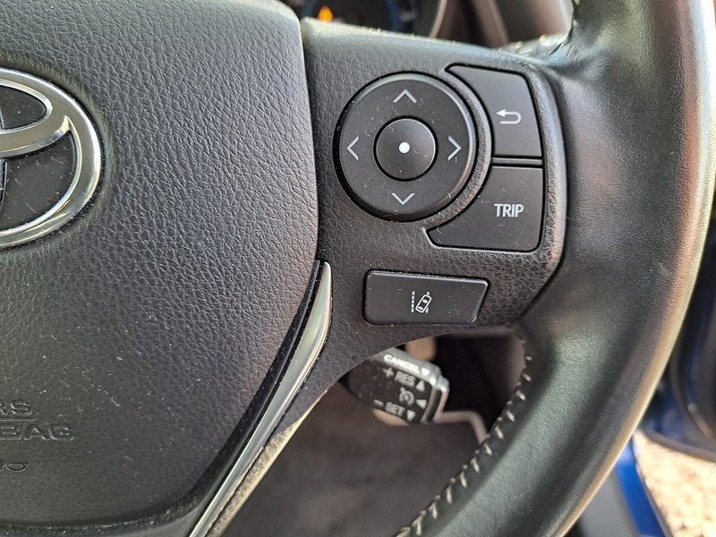 Used Toyota Auris 2018 for sale - 77873273: Photo 35