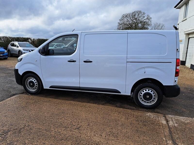 Used Vauxhall Vivaro 2024 for sale - 77303189: Photo 28