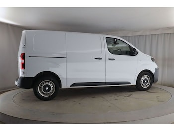 Used Vauxhall Vivaro 2024 for sale - 77303189: Photo