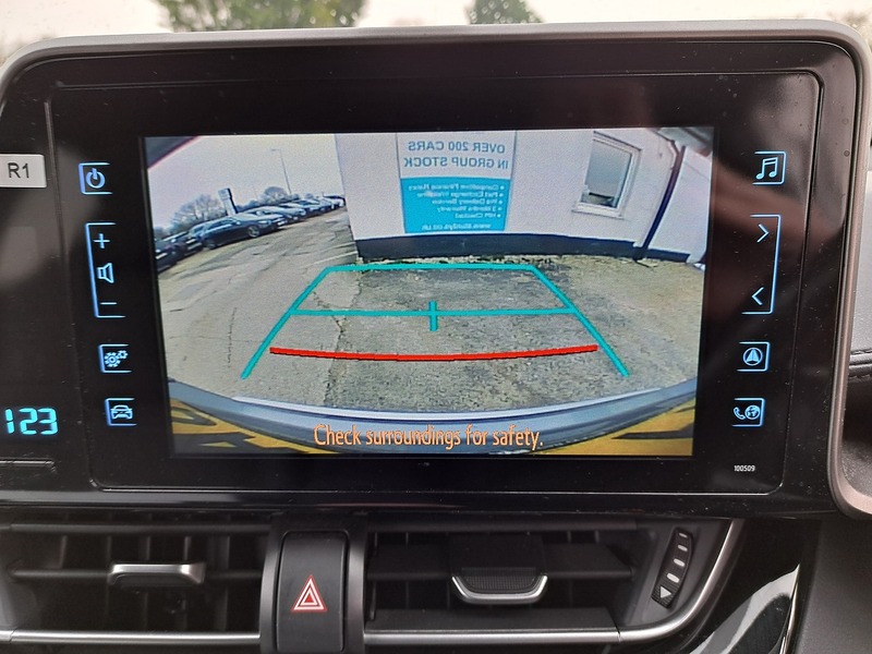 Used Toyota C-HR 2018 for sale - 77231235: Photo 13