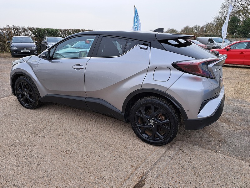 Used Toyota C-HR 2018 for sale - 77231235: Photo 24